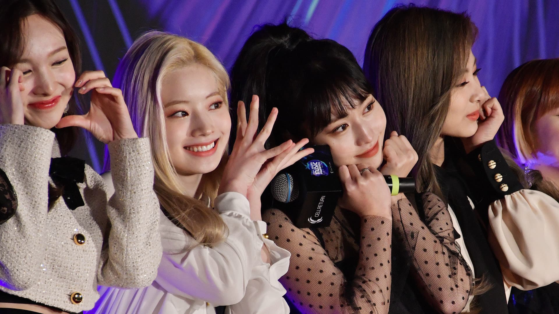 アイドルと繋がる？実態、方法、リスクを徹底解説