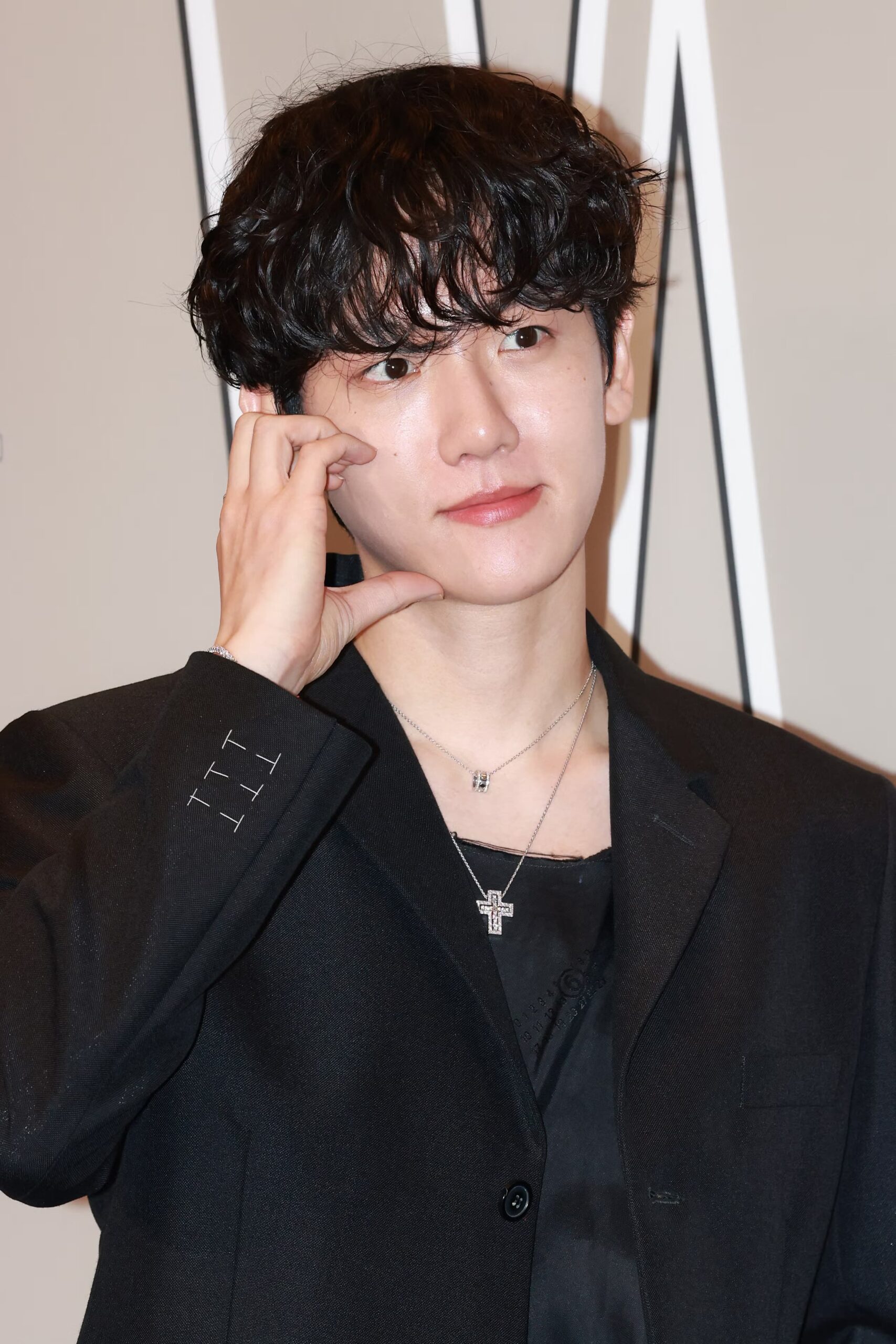 EXO整形疑惑2026！ベッキョン他メンバーの現在と過去を徹底比較検証！